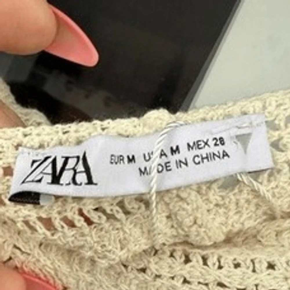 B8 Zara Crochet Top Floral Embroidery Puff Sleeve Boho Cottagecore Eyelet Trim